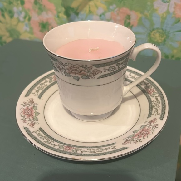 Lynn’s fine china cup and saucer with candle. - Picture 1 of 3